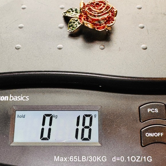 Mens Red Crystal Rose Lapel Brooch Gold Tone Green Leaf Rhinestone Statement Pin - Picture 5 of 8